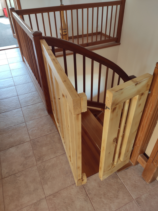 Bezpečnostní dvířka na schody